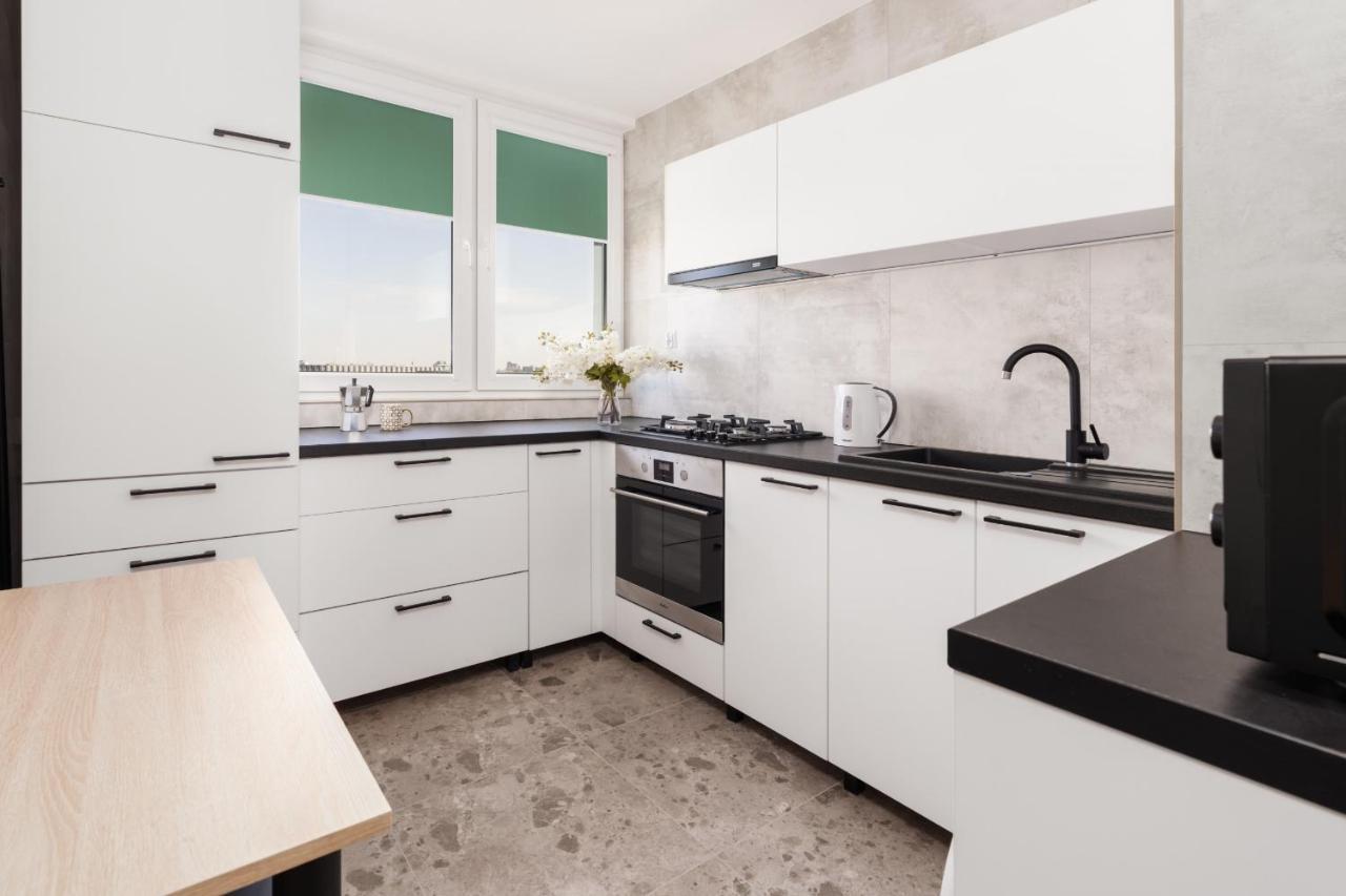 Stylish Apartment Near Wroclavia For 4 Guests By Noclegi Renters Wrocław Eksteriør billede