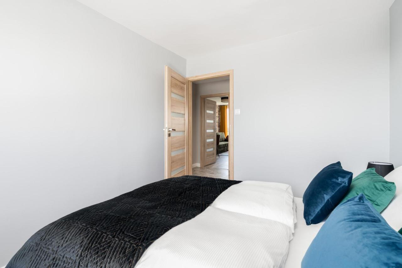 Stylish Apartment Near Wroclavia For 4 Guests By Noclegi Renters Wrocław Eksteriør billede